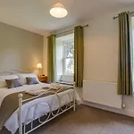 Holiday home 4 Bed In Gayle Oc-ds950 *