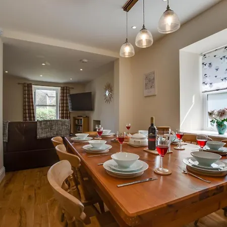 4 Bed In Gayle Oc-Ds950