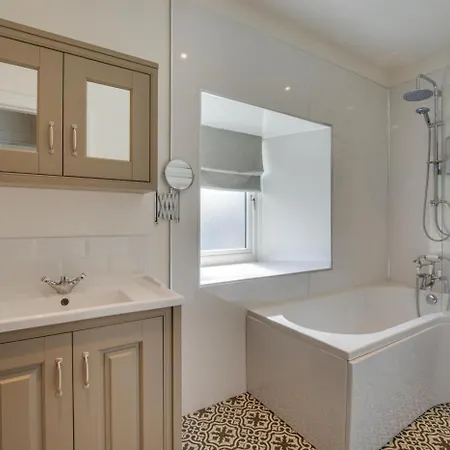 4 Bed In Gayle Oc-Ds950 Хоус