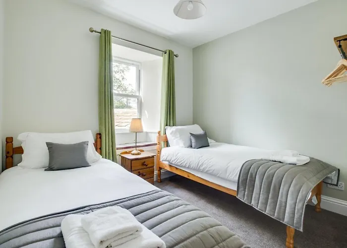 4 Bed In Gayle Oc-ds950